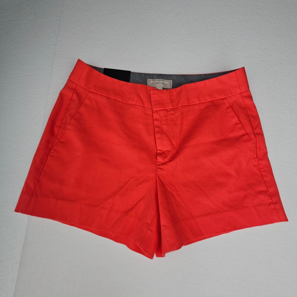 Banana Republic Hampton Fit Salmon Midi Shorts Womens Size 4 NWT 426495-01-1